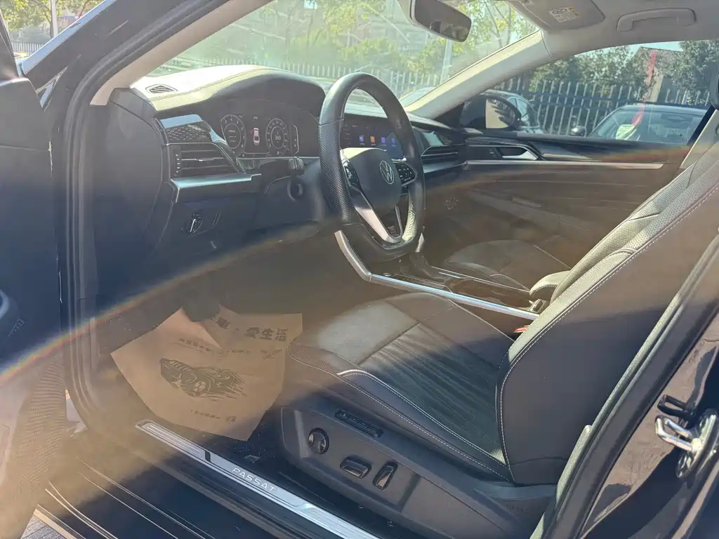 Volkswagen Passat — фото 10
