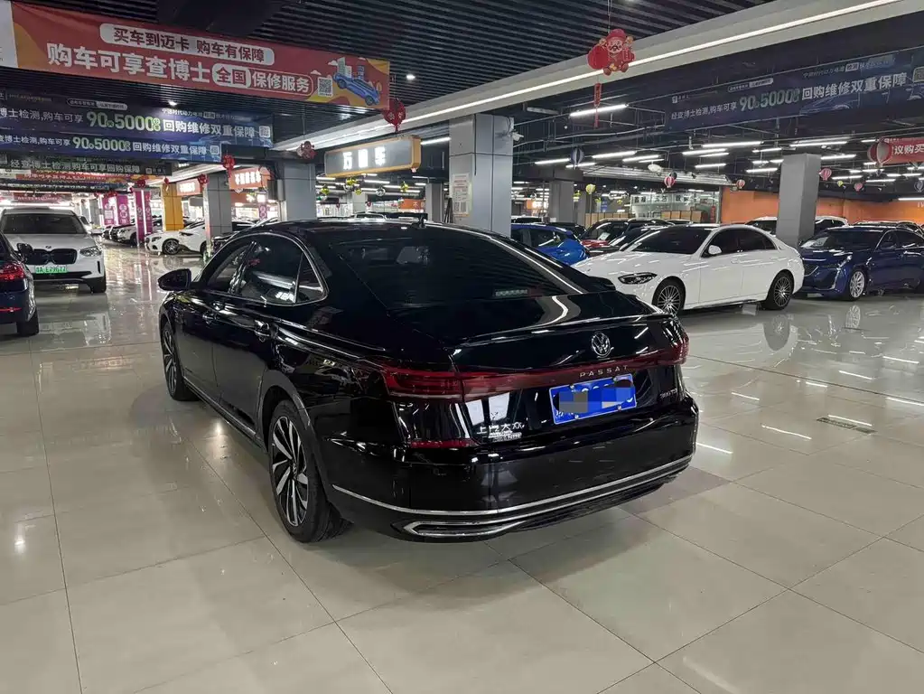 Volkswagen Passat — фото 5