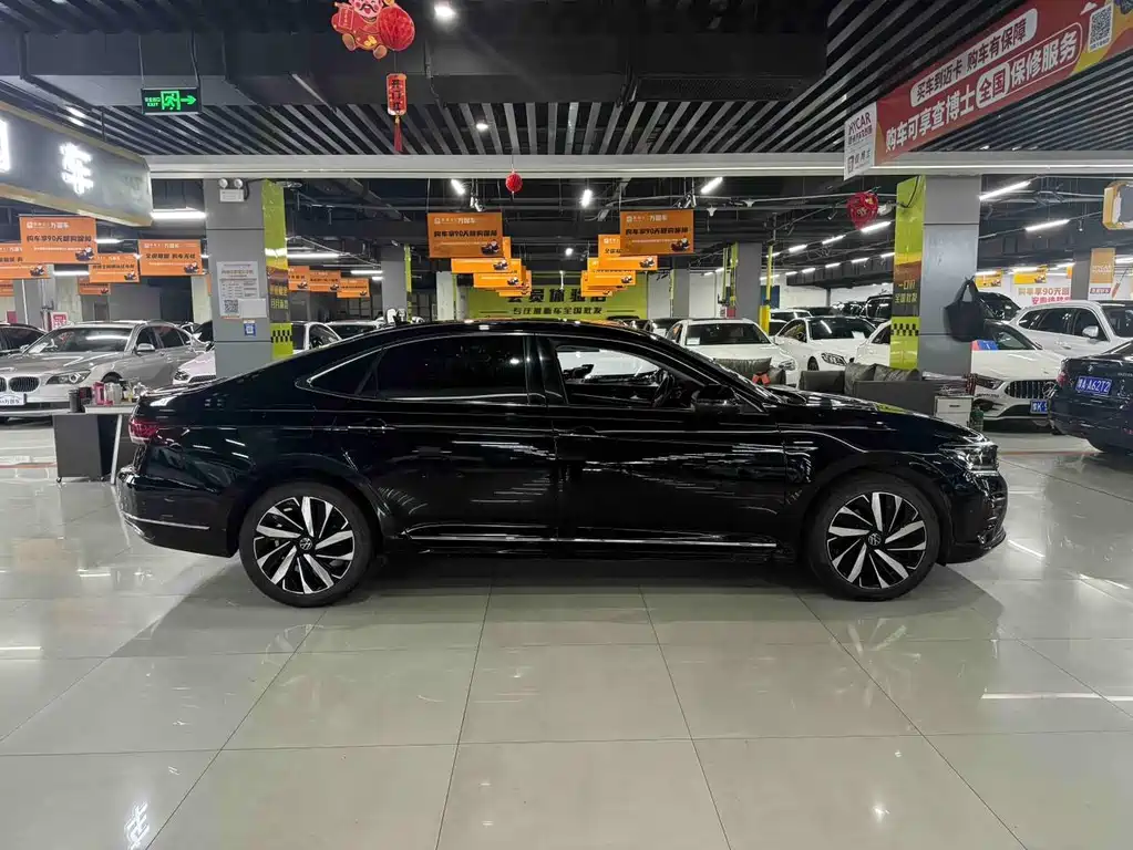 Volkswagen Passat — фото 6