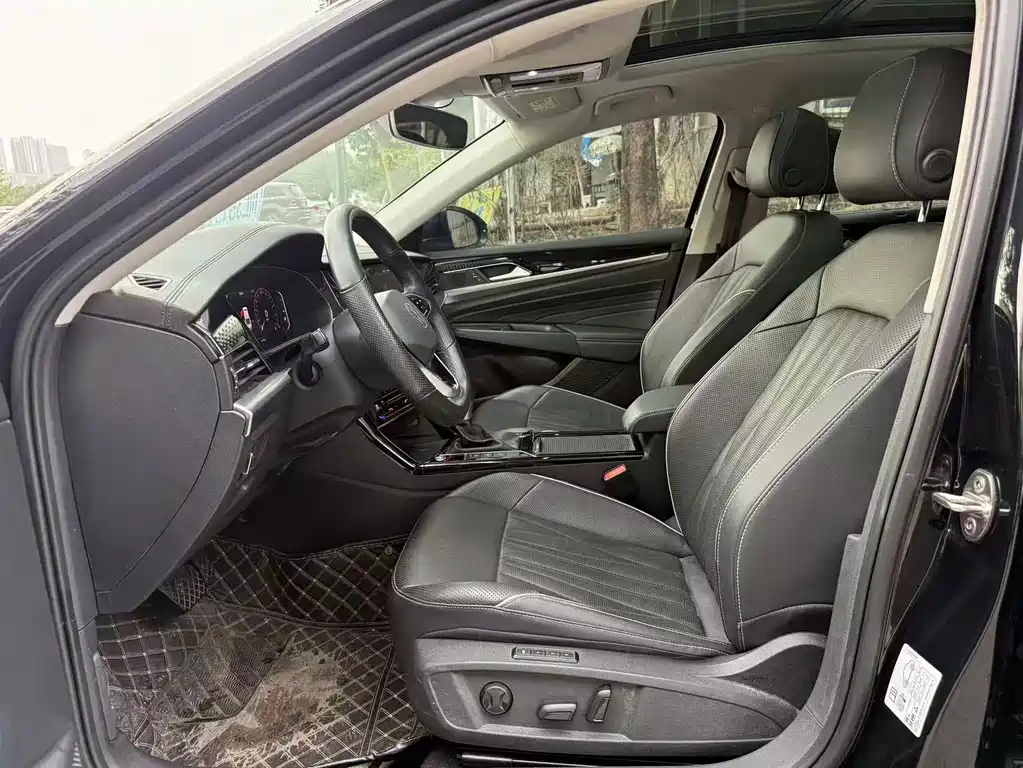 Volkswagen Passat — фото 4