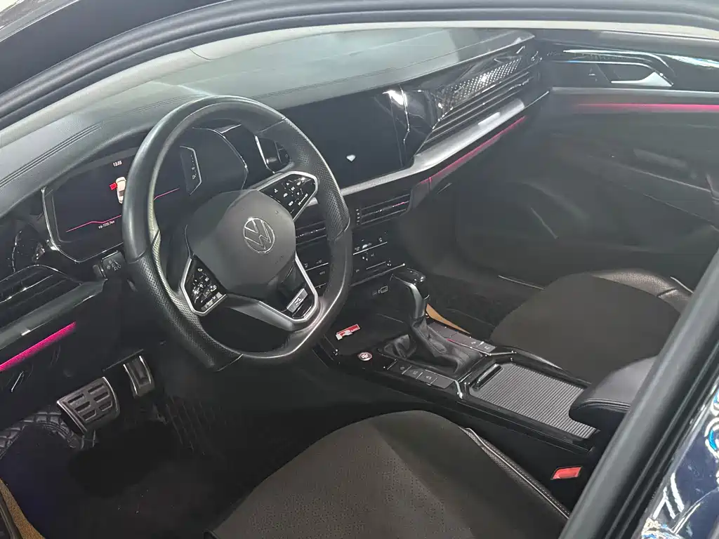 Volkswagen Passat — фото 4