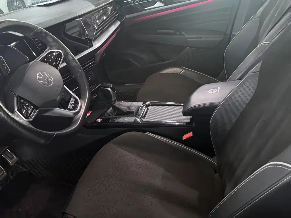 Volkswagen Passat — фото 5