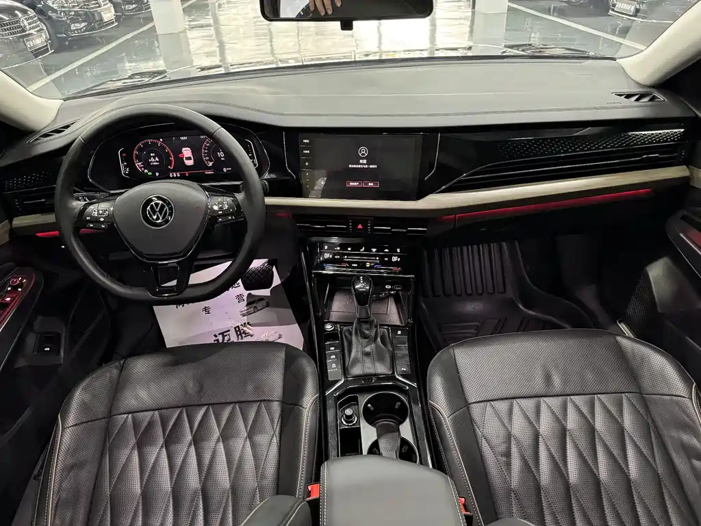 Volkswagen Passat — фото 6