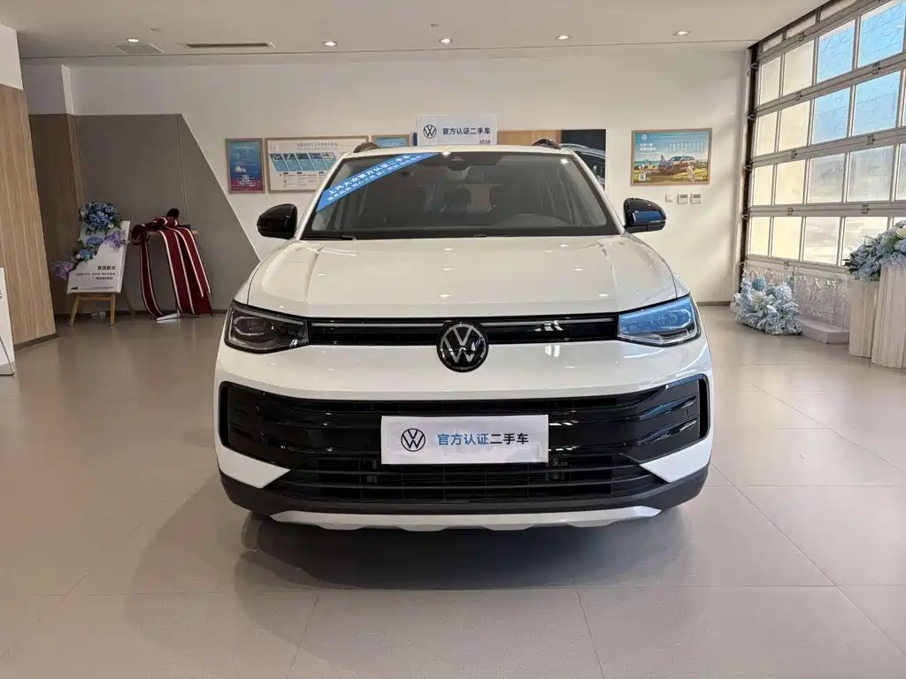 Volkswagen Tharu — фото 2