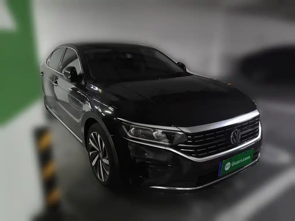 Volkswagen Passat — фото 3
