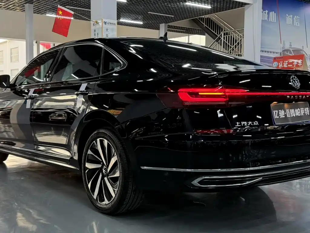 Volkswagen Passat — фото 4