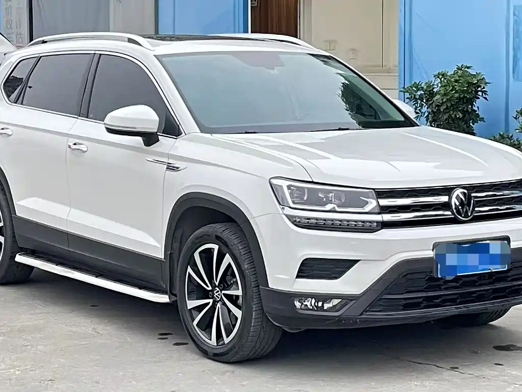 Volkswagen Tharu — фото 3
