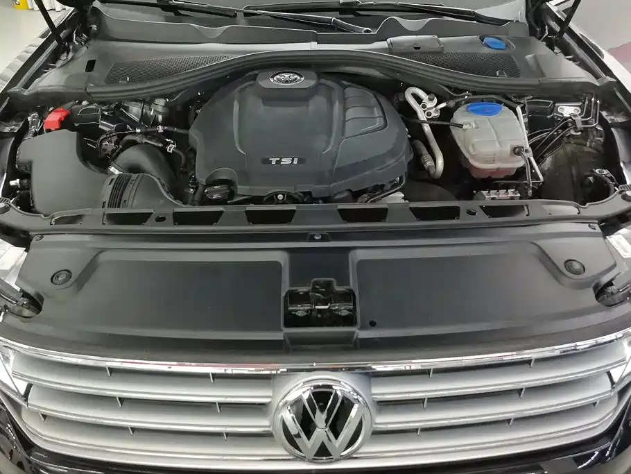 Volkswagen Phideon — фото 10