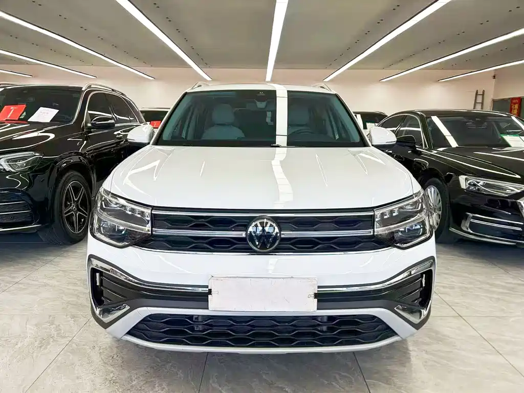 Volkswagen Tharu — фото 2