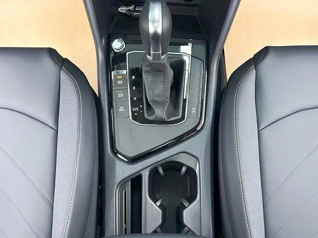Volkswagen Tharu — фото 18