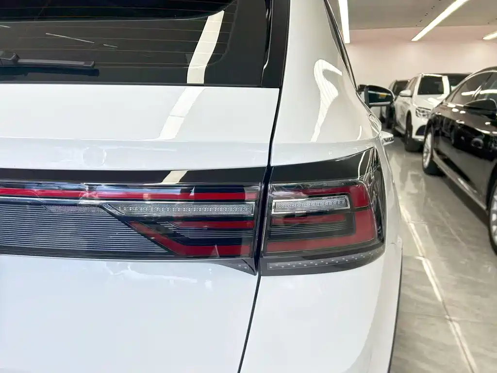 Volkswagen Tharu — фото 23