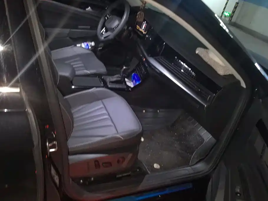Volkswagen Passat — фото 8