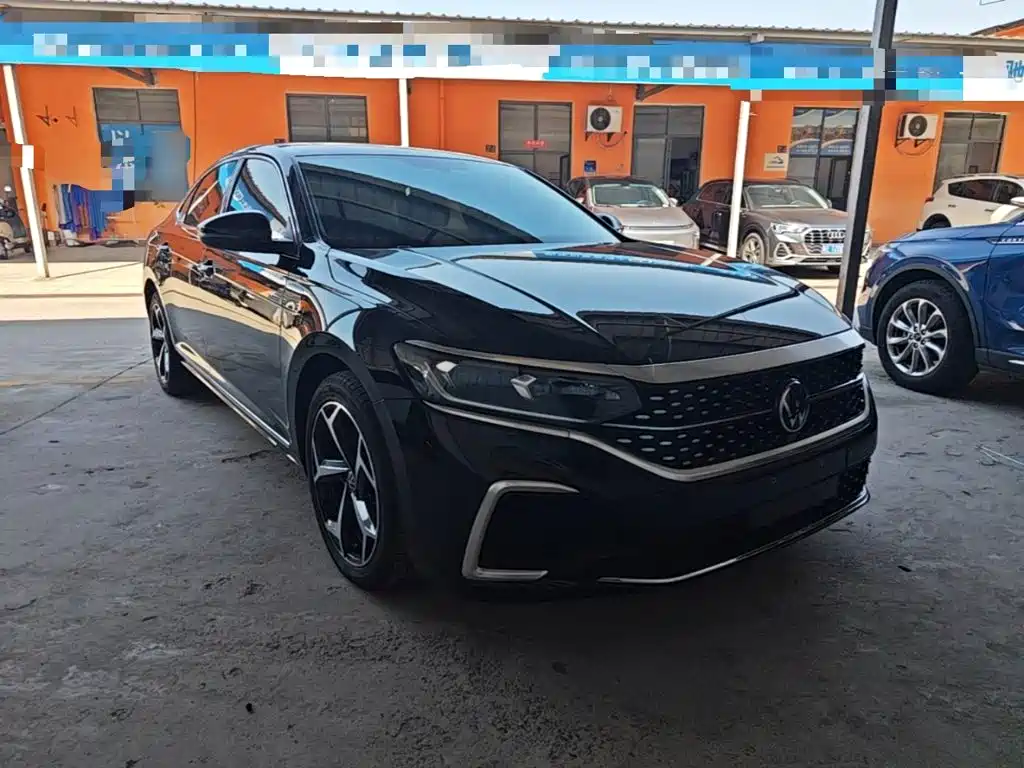 Volkswagen Passat — фото 4