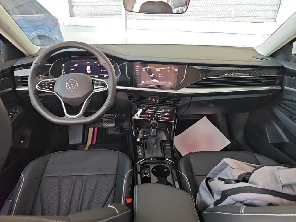 Volkswagen Passat — фото 10