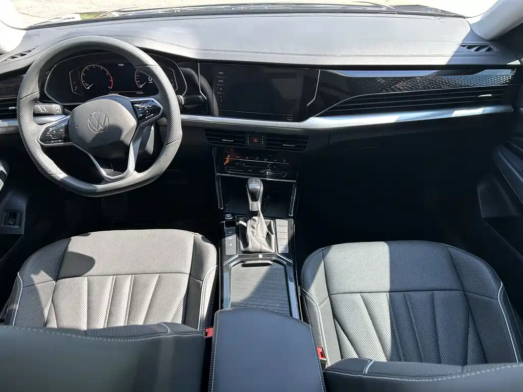 Volkswagen Passat — фото 5
