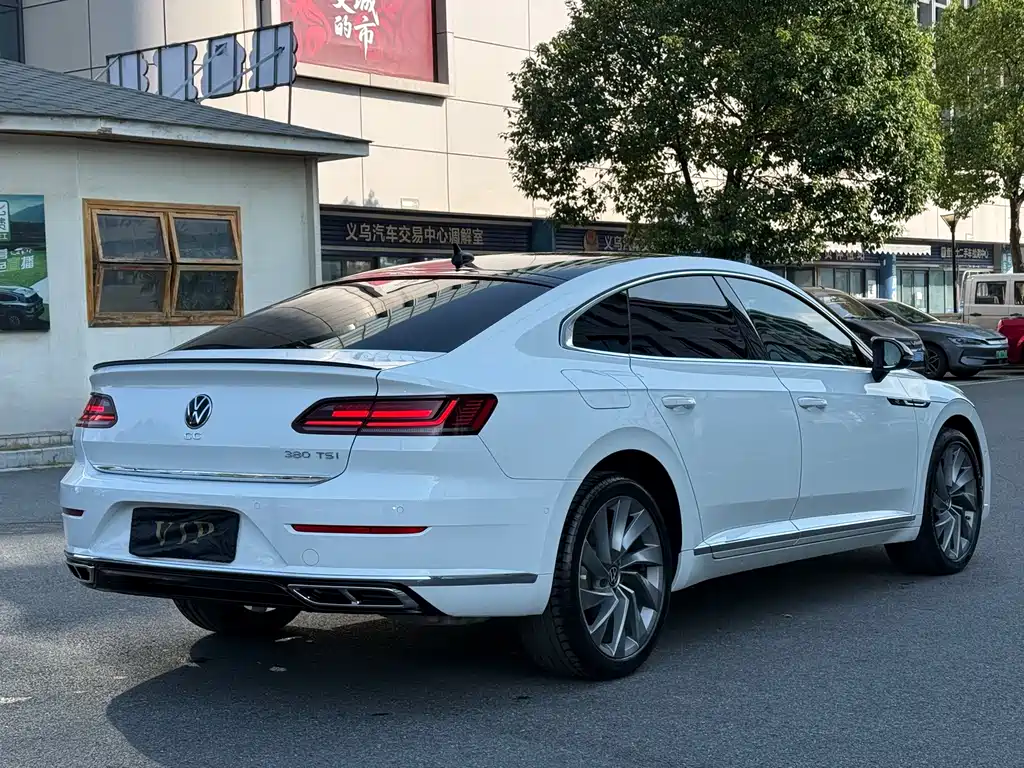 Volkswagen CC — фото 5
