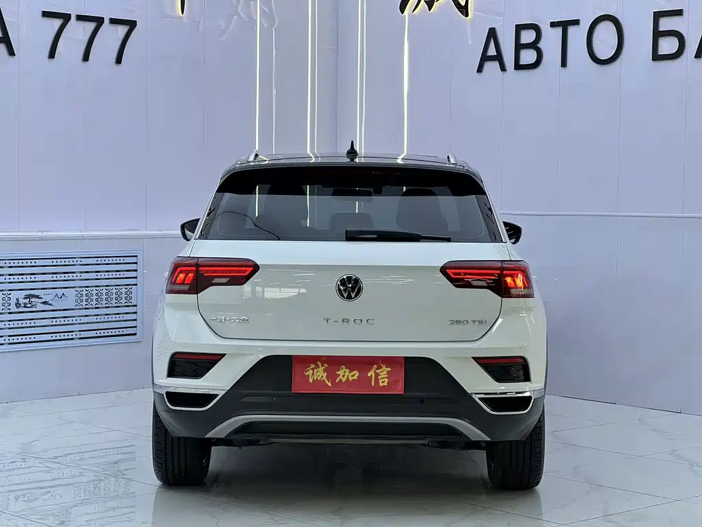 Volkswagen T-Roc — фото 3