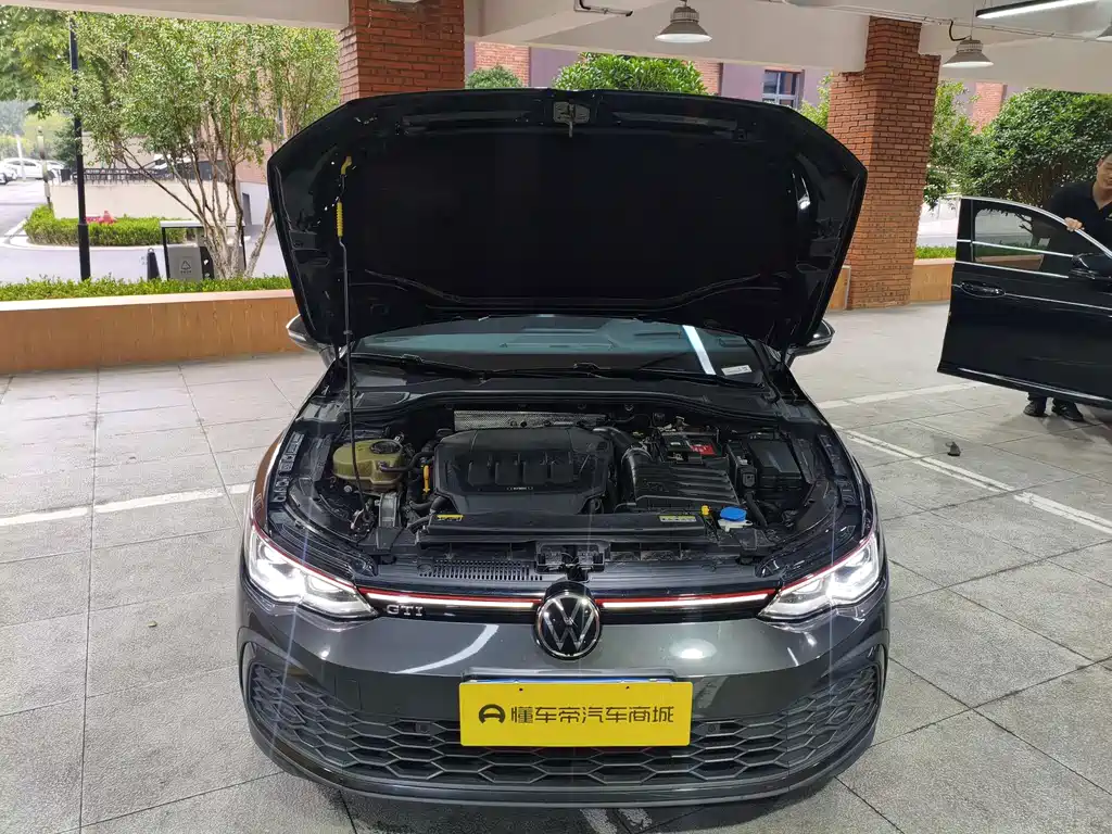 Volkswagen Golf GTI — фото 19