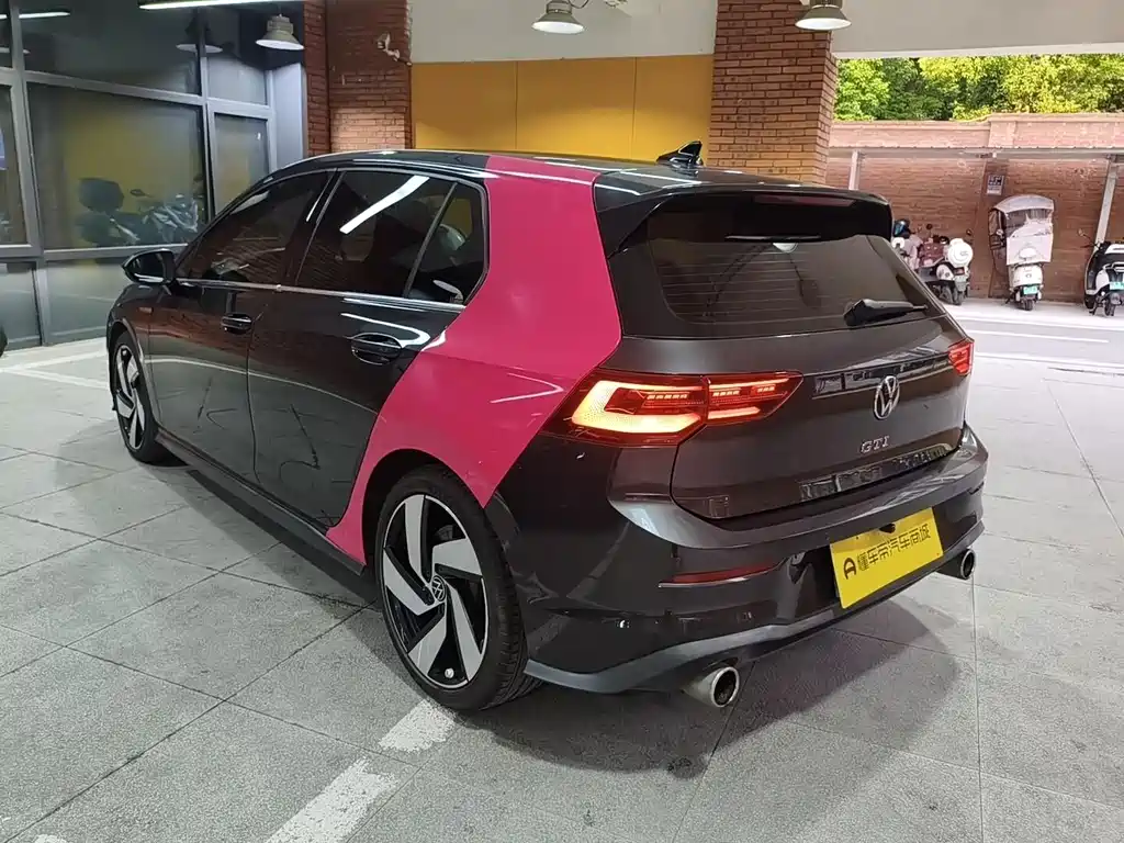 Volkswagen Golf GTI — фото 3
