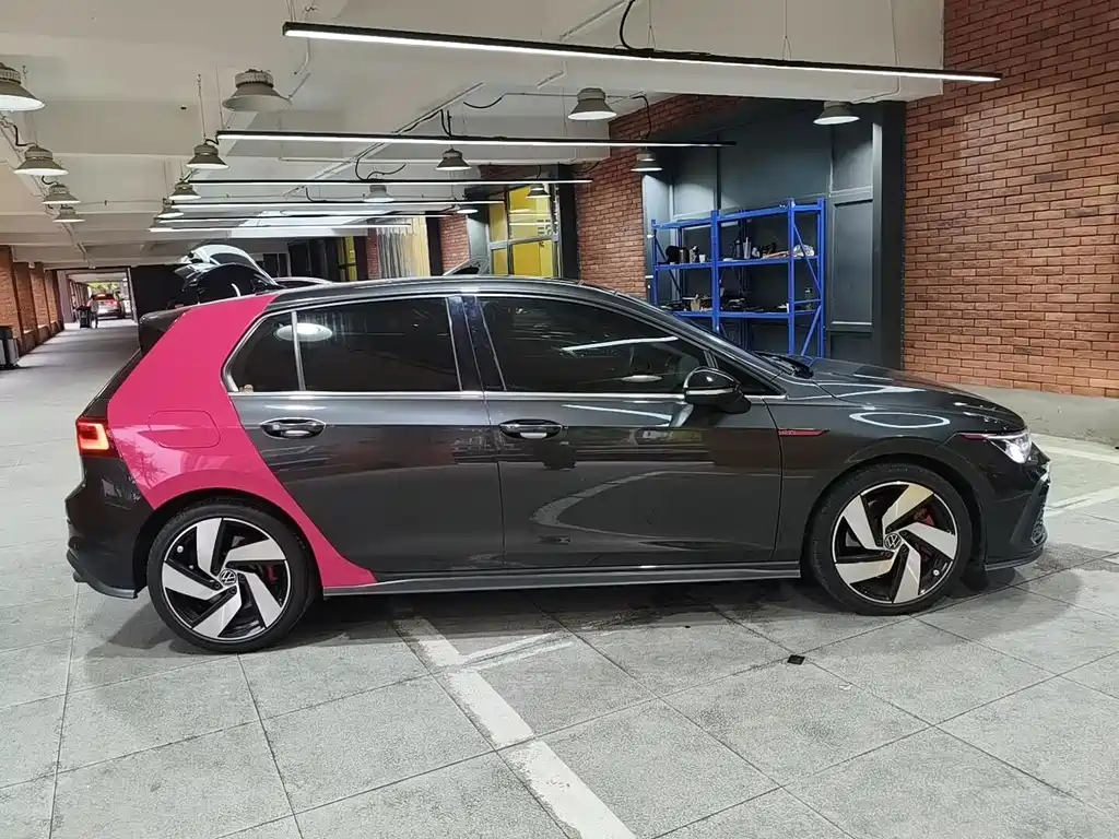 Volkswagen Golf GTI — фото 5