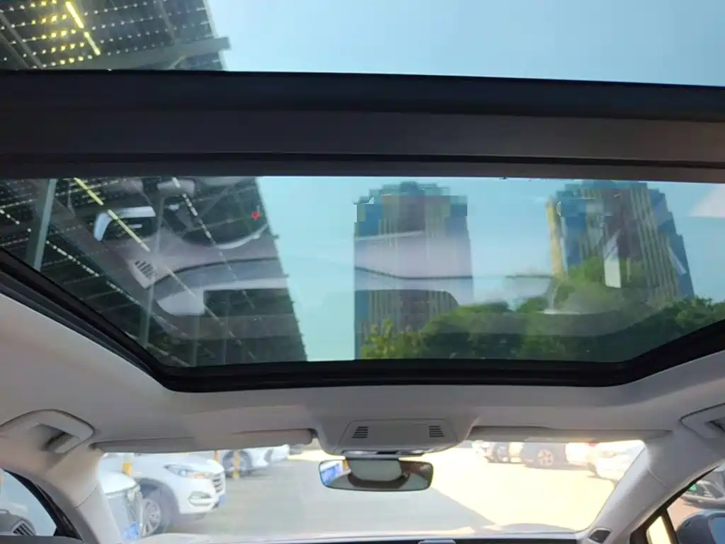 Volkswagen ID.6 X — фото 18