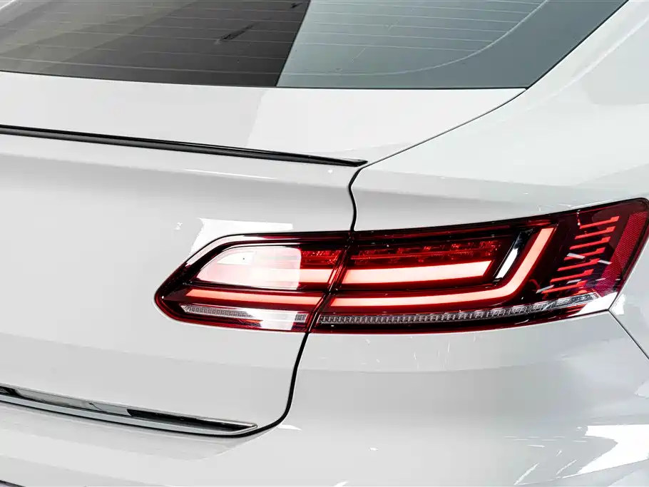 Volkswagen CC — фото 8