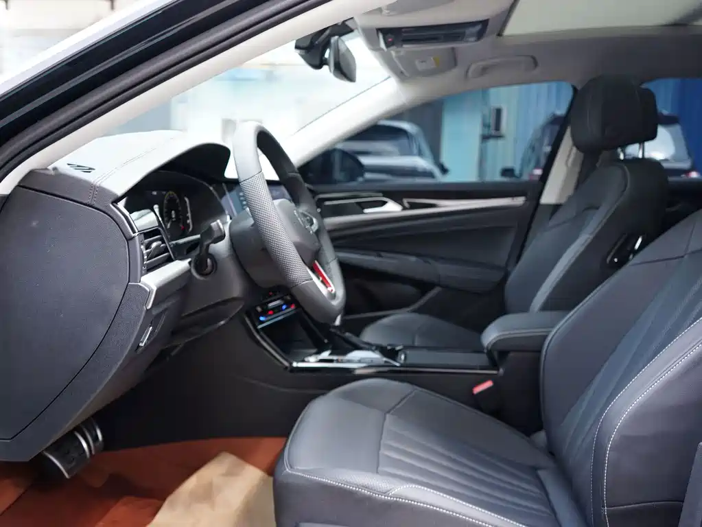 Volkswagen Passat — фото 4