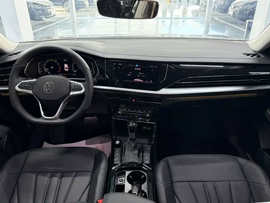 Volkswagen Passat — фото 8