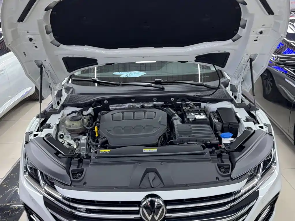 Volkswagen CC — фото 10