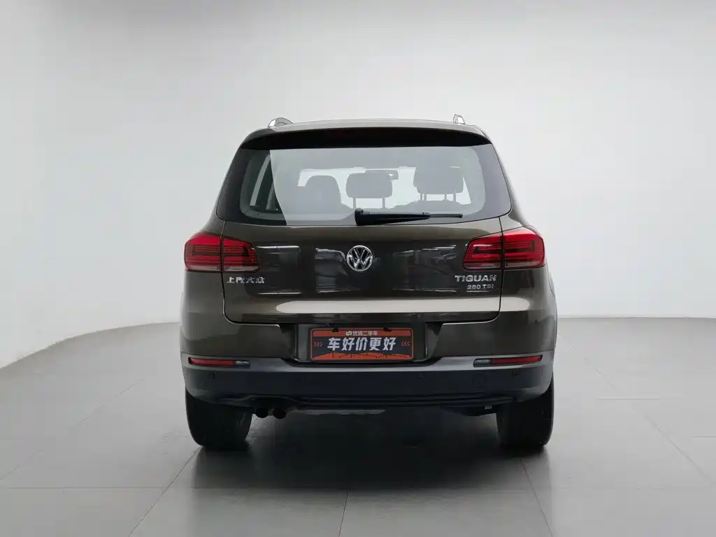 Volkswagen Tiguan — фото 4