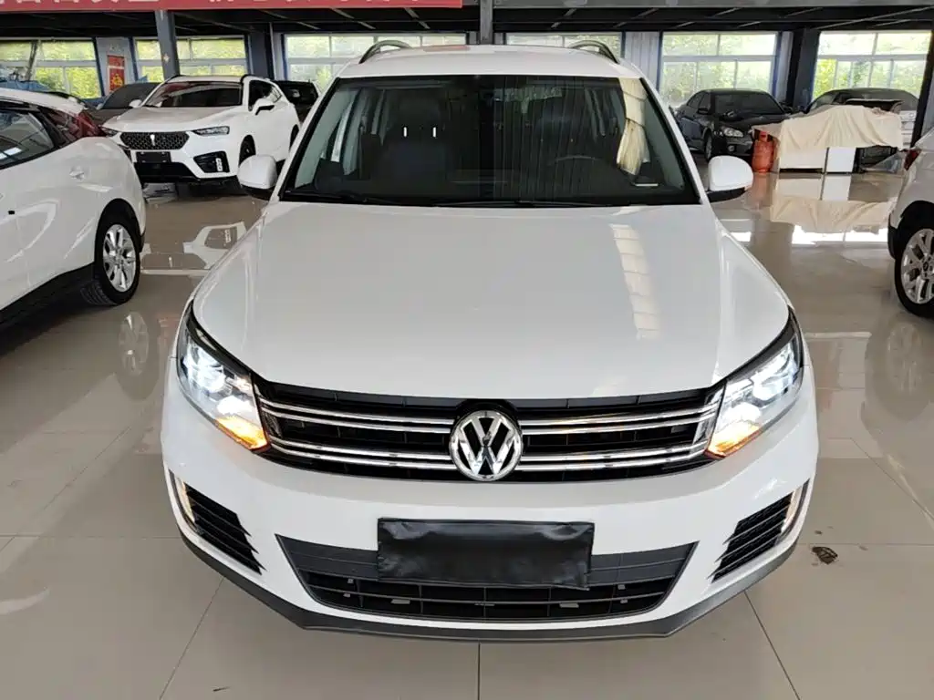 Volkswagen Tiguan — фото 3