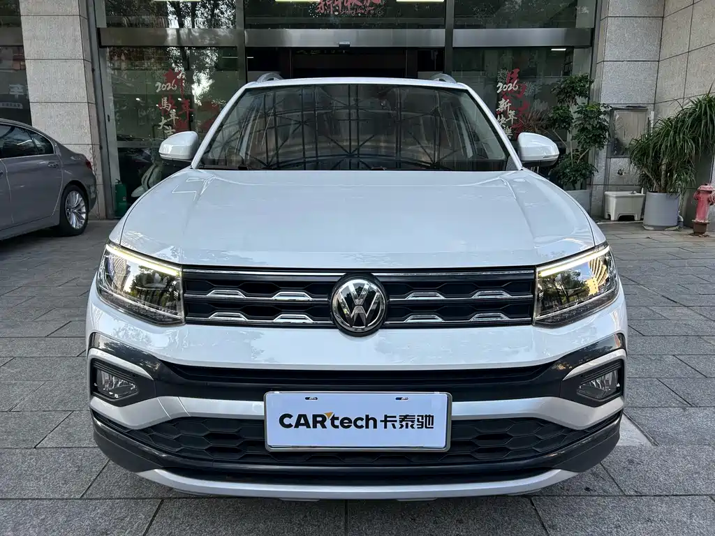 Volkswagen T-Cross — фото 2