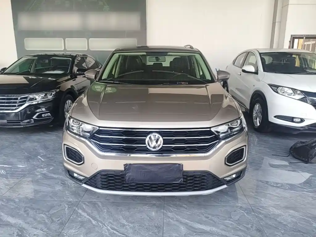 Volkswagen T-Roc — фото 3