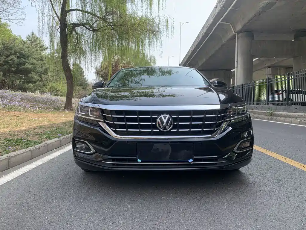 Volkswagen Passat — фото 2