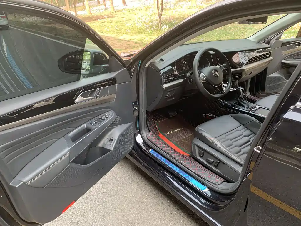 Volkswagen Passat — фото 6