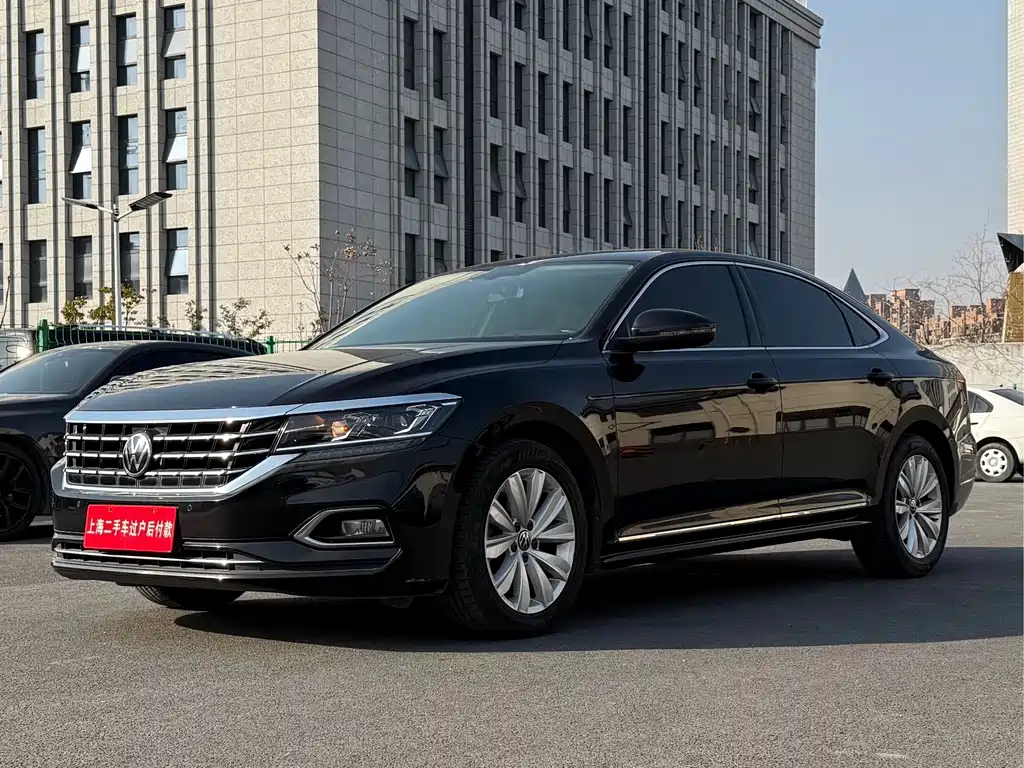 Volkswagen Passat — фото 2