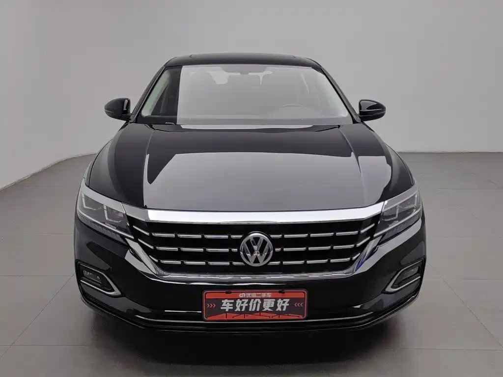 Volkswagen Passat — фото 3