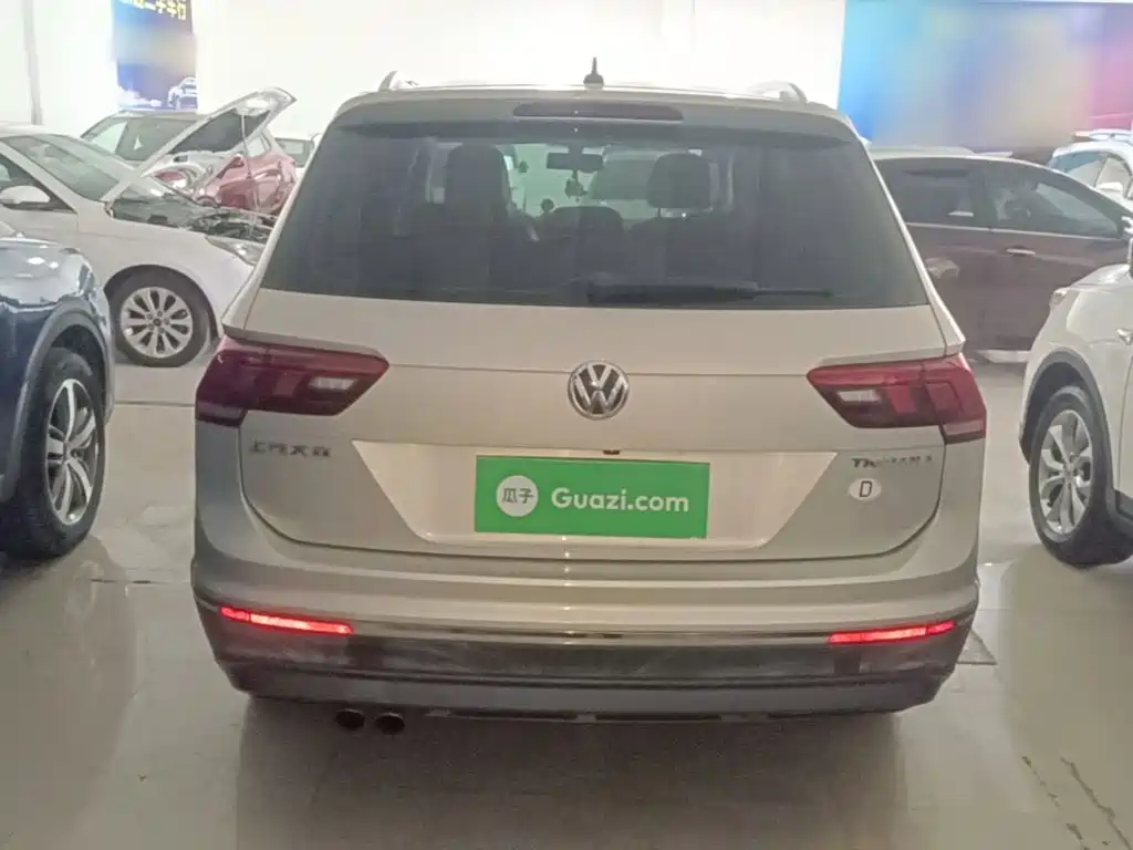 Volkswagen Tiguan L — фото 4