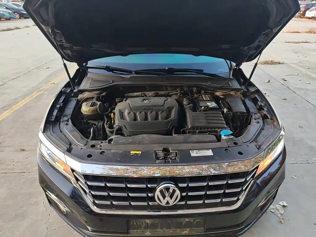 Volkswagen Passat — фото 20