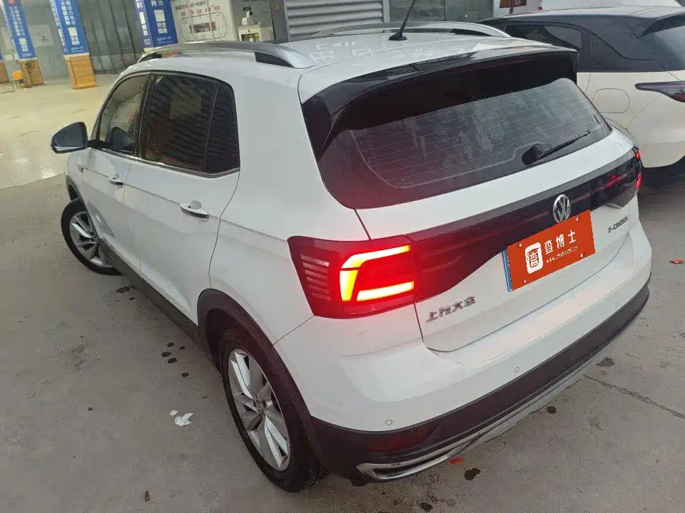 Volkswagen T-Cross — фото 3