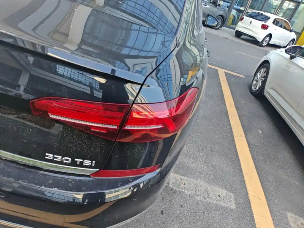 Volkswagen Passat — фото 8