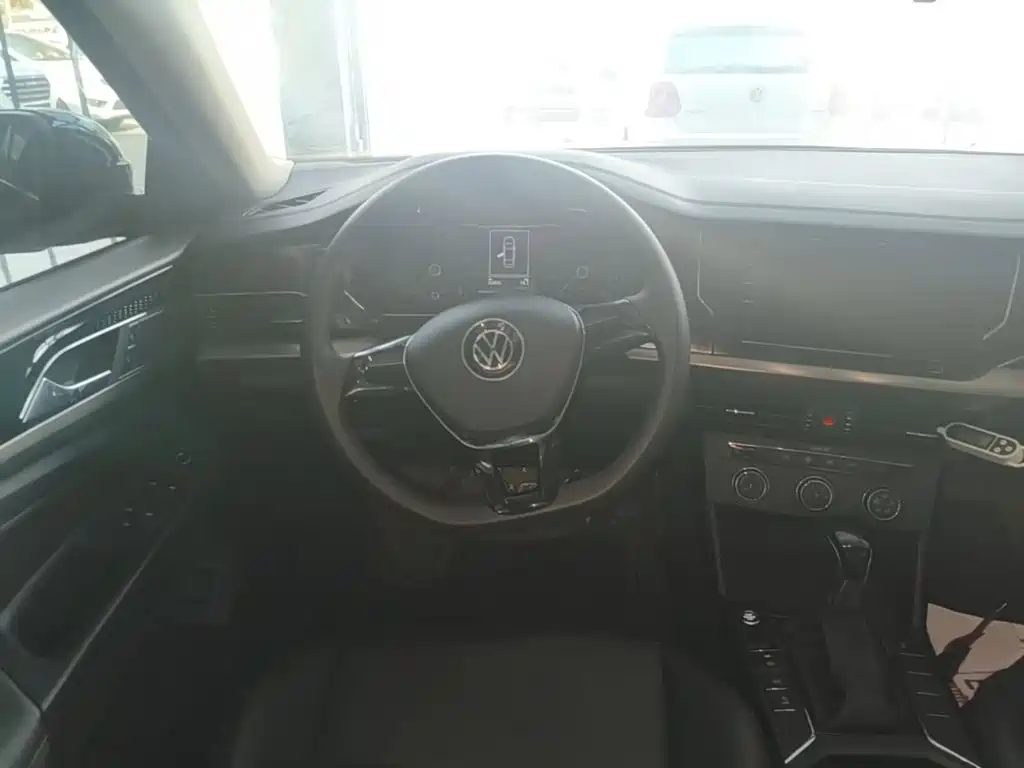 Volkswagen Passat — фото 11