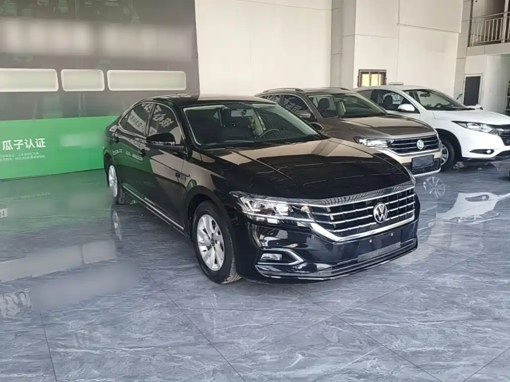 Volkswagen Passat — фото 4