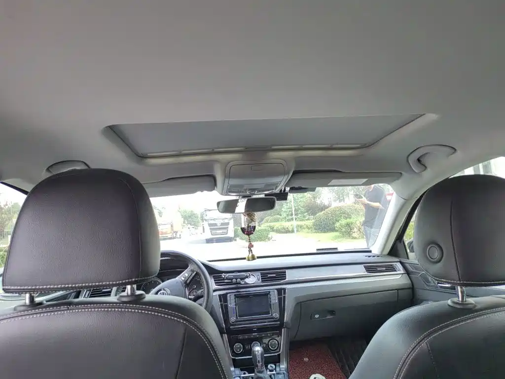 Volkswagen Passat — фото 9