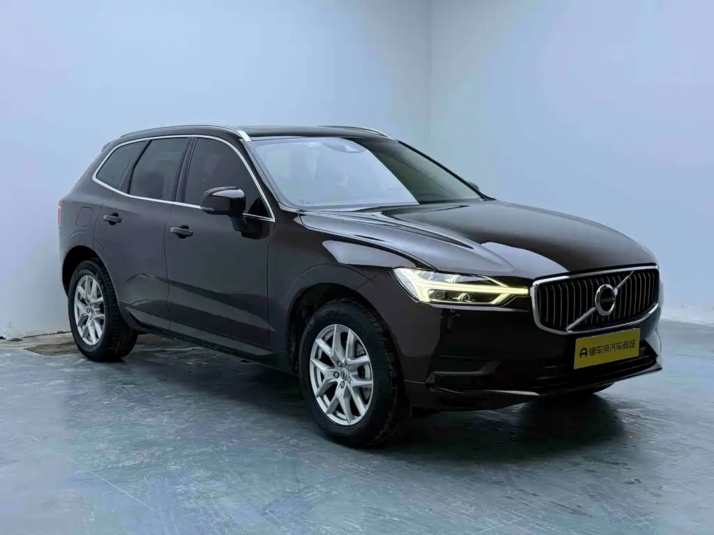 Volvo XC60 — фото 3