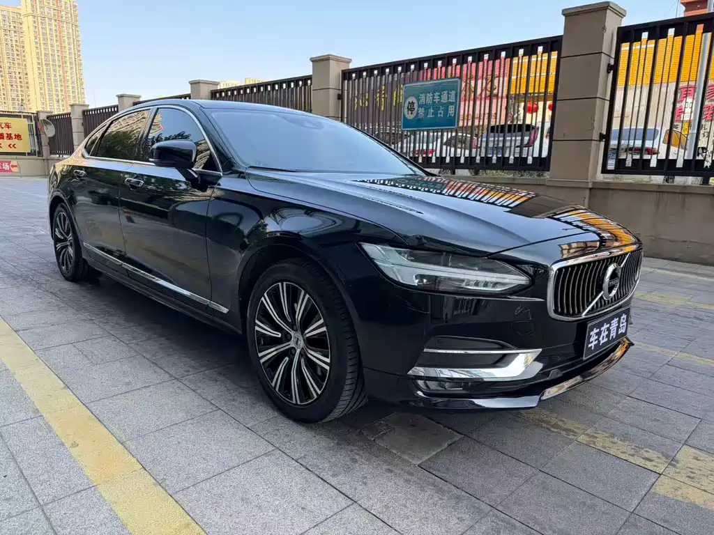 Volvo S90 — фото 3