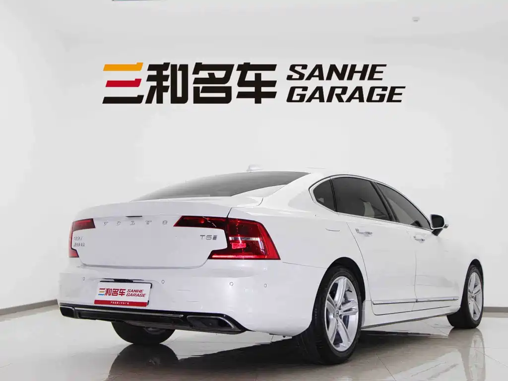 Volvo S90 — фото 5