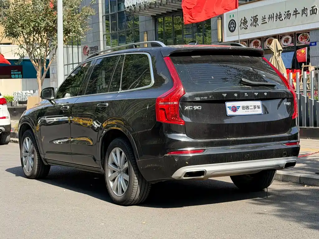 Volvo XC90 — фото 4