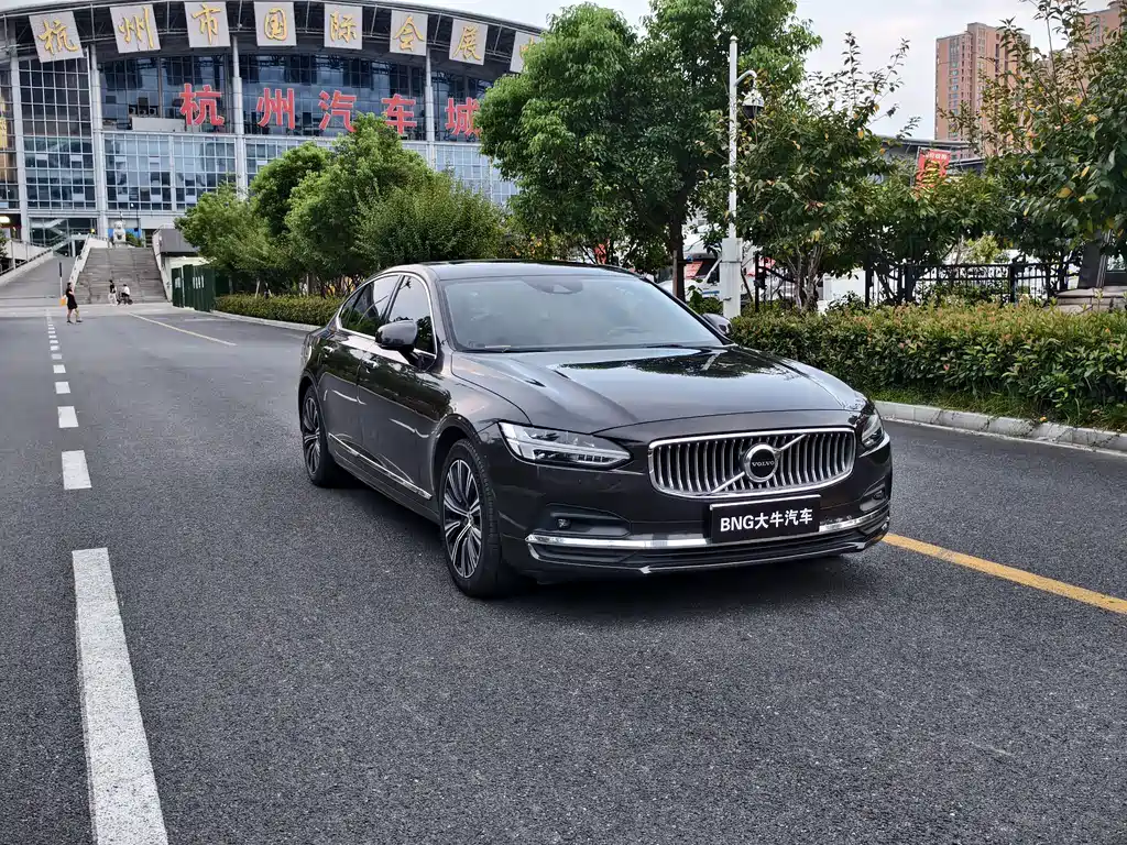 Volvo S90 — фото 3