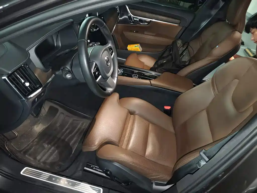Volvo S90 — фото 4